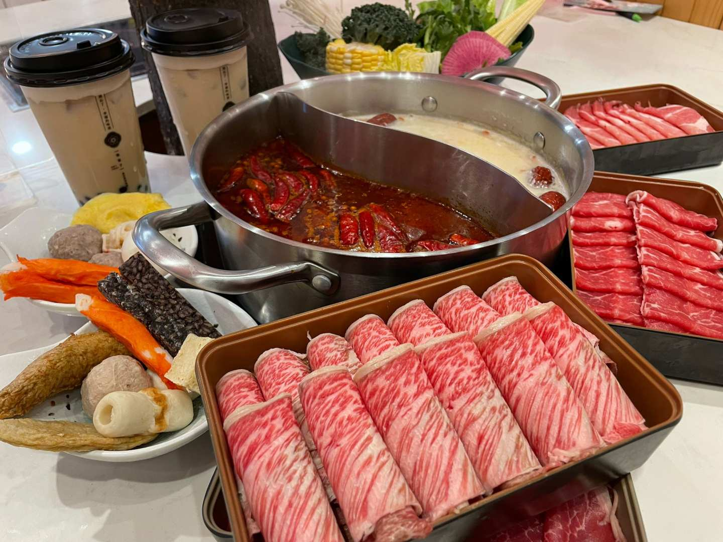 Tsuen Wan | Thai-Style Early Summer Thai Hot Pot All-You-Can-Eat Set Meal | Grain-Fed Calabash Beef, Beef Shank, Spanish Chestnut Pork | 90 minutes | 120 minutes - Photo 1 of 8